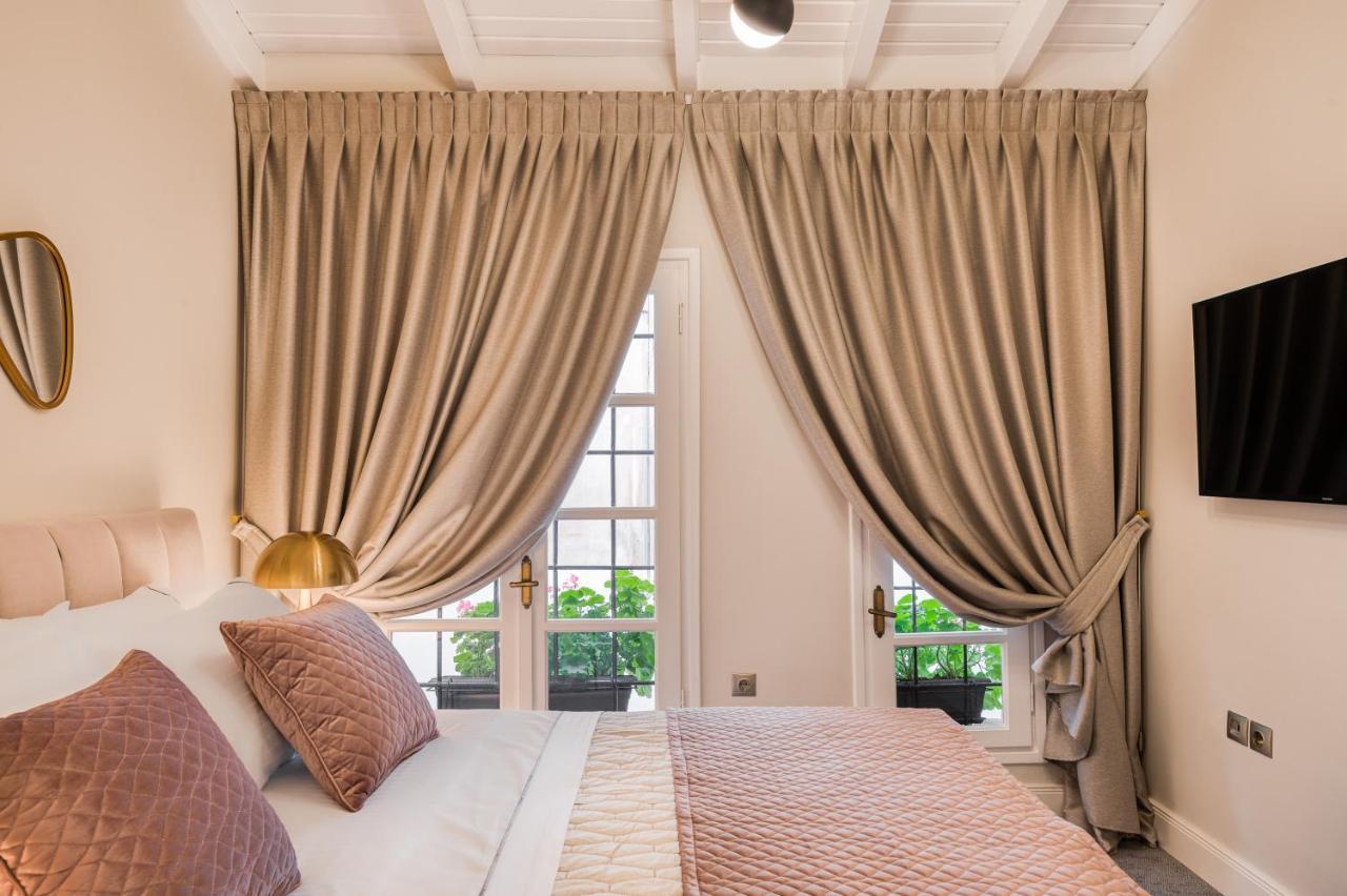 Mavrogenous Luxury Apartments Nafplio Exteriér fotografie